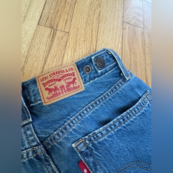 Levi’s Cinch Baggy Jeans Blue Midwash 27 EUC - Picture 8 of 8